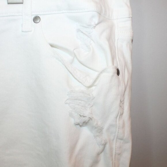 Torrid Bermuda Denim Jean Shorts HW6095 - Picture 5 of 6